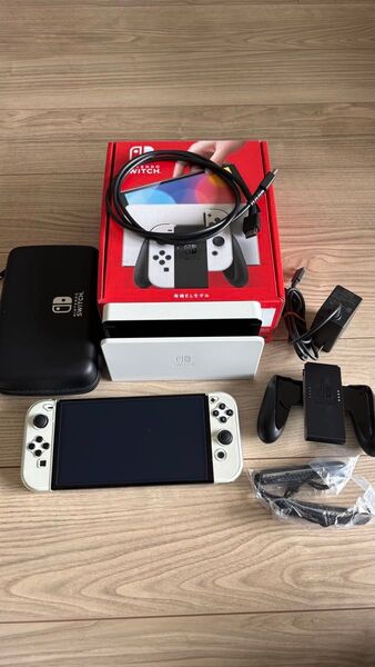 【美品】Nintendo Switch 有機ELモデル ホワイト ニンテンドースイッチ