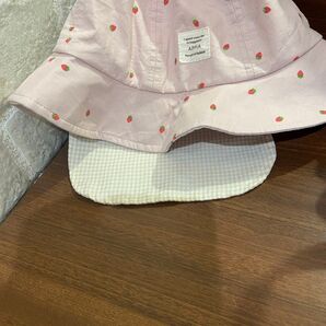 APIA ベビー帽子 いちご柄 ピンク 52cm