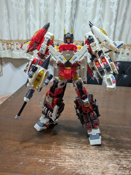 TFC TOYS Uranos ウラヌス G1スペリオン似 エアーボット部隊 6体合体 非正規トランスフォーマー