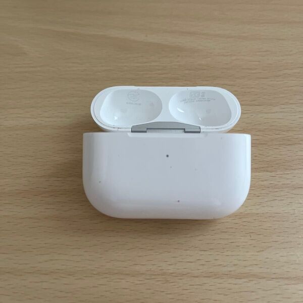 13 Apple AirPods Pro ケース A2968 ケースのみ イヤホン無し MTJV3J/A 0526