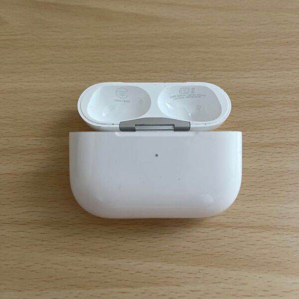 14 Apple AirPods Pro ケース A2968 ケースのみ イヤホン無し MTJV3J/A 0526