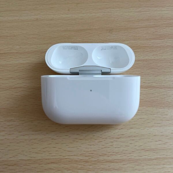 ⑤ Apple AirPods Pro ケース A2190 ケースのみ イヤホン無し 0525