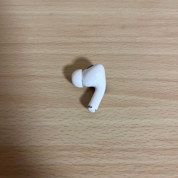 17 Apple AirPods Pro 第2世代 右イヤホン A3047 MTJV3J/A 0526