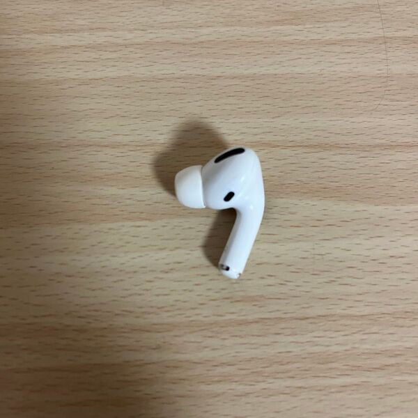 610 Apple AirPods Pro 第1世代 右イヤホン A2083