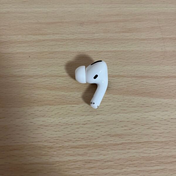 588 Apple AirPods Pro 第1世代 右イヤホン A2083