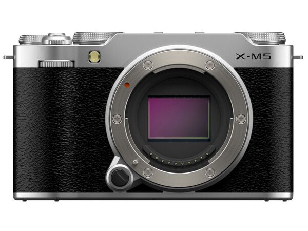 新品 FUJIFILM X-M5 シルバー ボディ 1年保証 カメラのキタムラ購入
