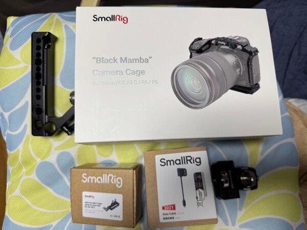 スモールリグ small rig EOS R5 R6 カメラ 保護 ゲージ 動画撮影 美品