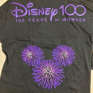 希少 新品タグ付き ディズニー100 アウラニ 長袖シャツ