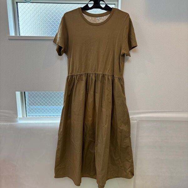 【UNIQLO】ブラウン 綿100% 半袖カットソーワンピース 【Mサイズ】 半袖ワンピース 半袖 ワンピース ロング