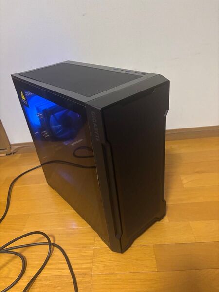 大幅値下げ中につき早い者勝ち!ほどよく光る!新品ケースの自作ゲーミングPC!i7 SSDで快適!