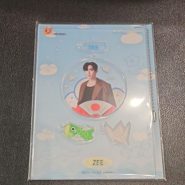 DMD POPUP DIY アクリルキーチェーン Zee