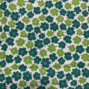 北欧風花柄 コットン 50cm