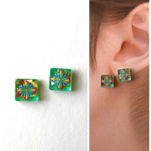 No.196ハンドメイドピアス イヤリング レジン 花 ターコイズ ゴールド