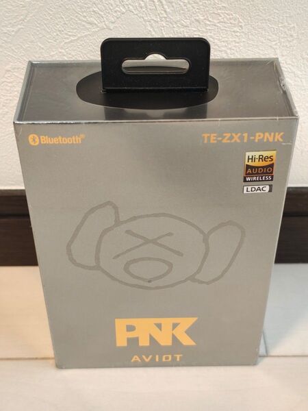 新品同様 AVIOT TE-ZX1-PNK ワイヤレスイヤホン ピヤホン7