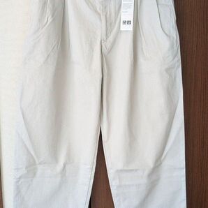 新品・未使用 ユニクロ メンズ ワイドタックパンツ オフホワイト W79cm