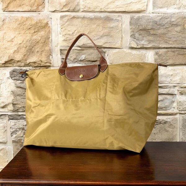 ロンシャン LONGCHAMP トートバッグ ナイロン 大容量 A4 Lサイズ ハンドバッグ 折りたたみ 送料無料 匿名配送