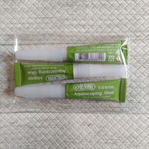 アクアスケーピンググルー 4g×3