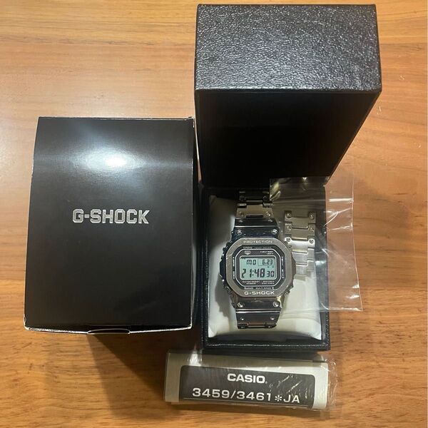 G-SHOCK CASIO フルメタルGMW−B5000D-1JF