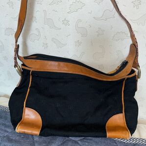 #BALLY #ショルダーバッグ 黒x茶色 バイカラー