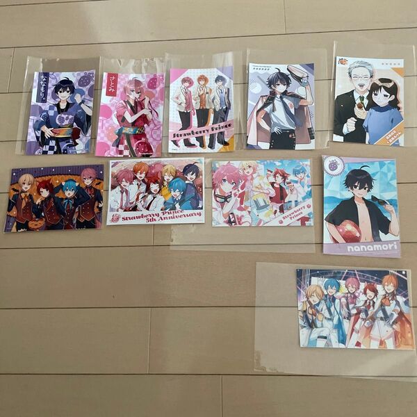 歌い手、アニメのグッズ(缶バッチ、クリアファイル、ブロマイド、ラバーバンド、アクリルスタンド)