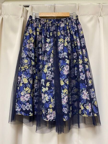 ☆美品☆Fアースミュージック&エコロジー紺花柄レーススカート