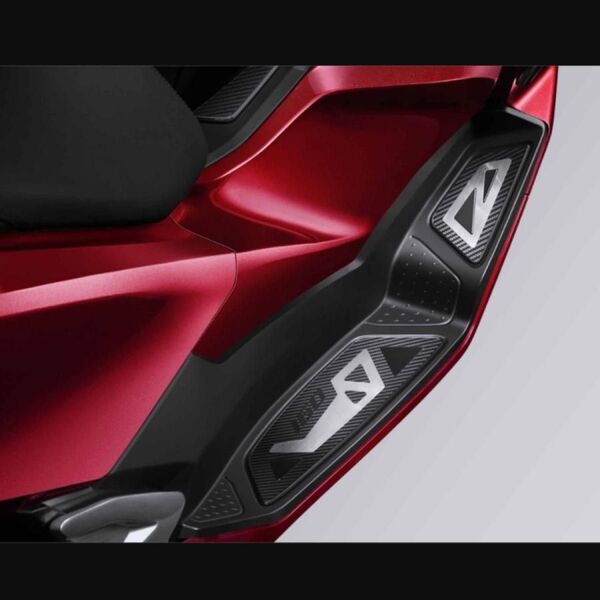 2025年 新型PCX(JK05/KF47)ahm・パネルステップフロアー