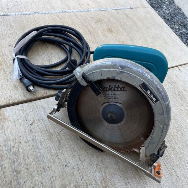 ②程度良好♪マキタ / makita 7型マルノコ 丸のこ 丸ノコ 5830BA 送料込