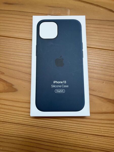 I iPhone 13 純正シリコンケース Apple