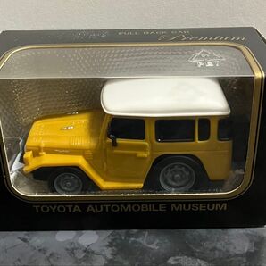 トヨタ博物館 オリジナルプルバックカー トヨタ ランドクルーザー40 ミニカー