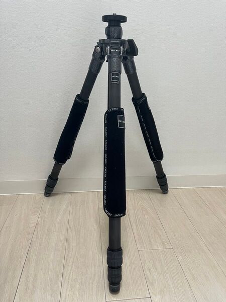 GITZO 2シリーズ 3段 レベリング カーボン6X三脚 GT2531LVL レッグウォーマー付き