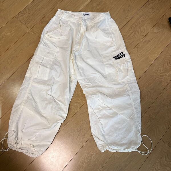 9090 ナイロンパンツ ホワイト Lサイズ