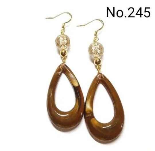 No.245 ハンドメイドピアス イヤリング 樹脂ピアス アクリルパーツ 雫型ドロップ ブラウンマーブル ゴールド アクセサリー