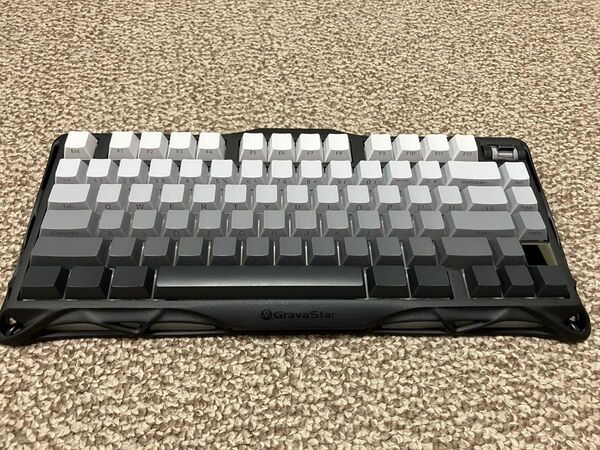 GravaStar メカニカルキーボード 英語配列