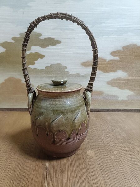 信楽焼 火消し壺 茶道具 水屋道具 陶器製の蓋付き壺 USED