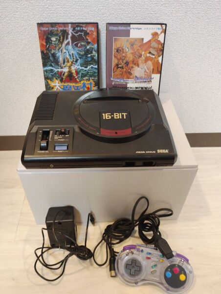 メガドライブ セガ 16-BIT 大魔界村、シャイニングアンドダクネス付きです。