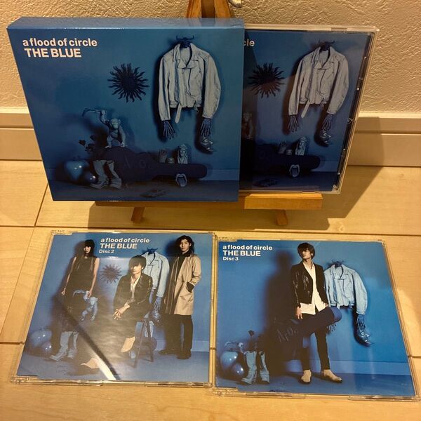 “THE BLUE-AFOC 2006-2015- (初回限定盤) a flood of circle