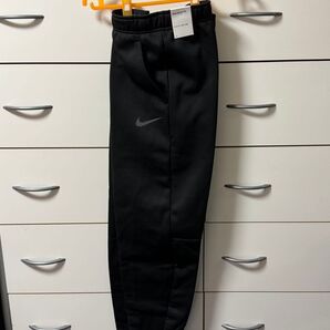 NIKE THERMA-FIT テーパードパンツ メンズ ブラック 新品未使用