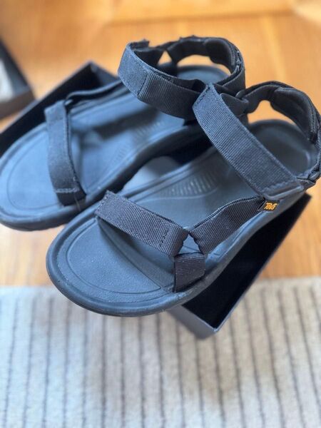 Teva ハリケーンXLT2 サンダル 黒 24cm