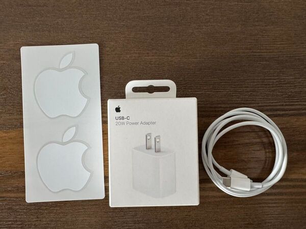 【新品・未開封】Apple 純正 USB-C 20W 電源アダプター 充電器 ライトニングケーブル