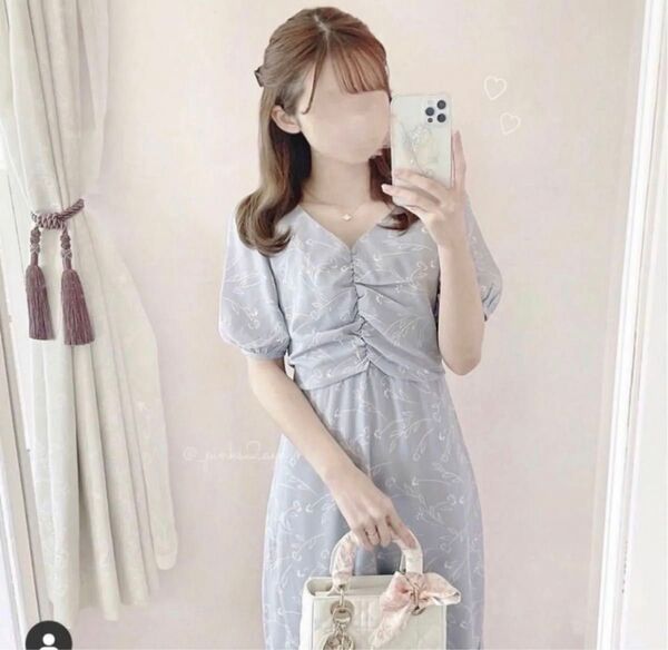 シフォンマーメイドワンピース ワンピース ドレス 韓国 水色 花柄 フェミニン 骨格ウェーブ きれいめ サックス みずいろ