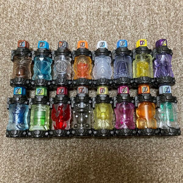 バンダイ 仮面ライダービルド ほぼDX ベストマッチ フルボトル 16本 セット