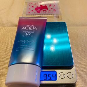 ロート スキンアクア トーンアップ UVエッセンス a ラベンダー 80g/チャック付収納袋1枚
