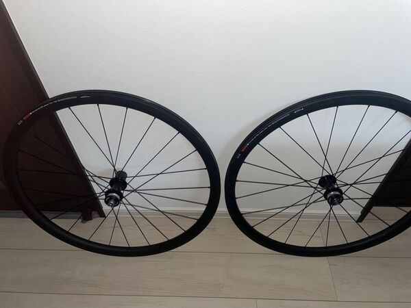 未使用 Shimano カーボンホイール105 WH-RS710-C32 前後セット