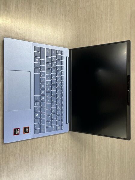 【美品】ノートPC ryzen7 8840U 16GB 1TB 【HP Pavilion Aero 13-bg】