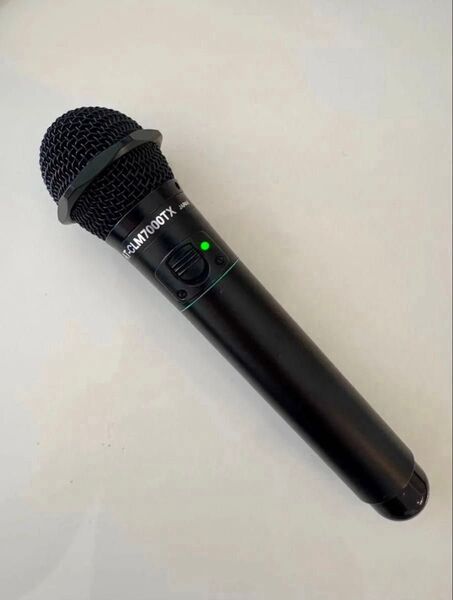 最終値下げ。♪ 美品 audio-technica AT-CLM7000TX ワイヤレスマイク 中古