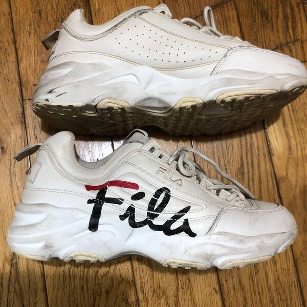 FILA スニーカー 白