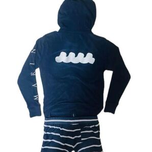 セール7/21まで大幅値下げ3000円引き MUTA ムータ セットアップ グレー ボーダー マリン marine 水着