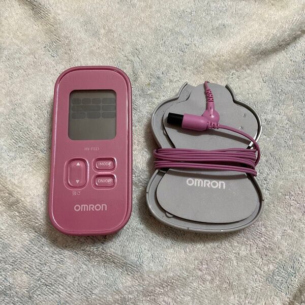 オムロン 低周波治療器 HV-F021 ピンク 美品 オムロン