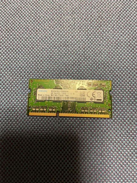SAMSUNG 4GBメモリ PC3L-12800S M471B5173EB0-YK0