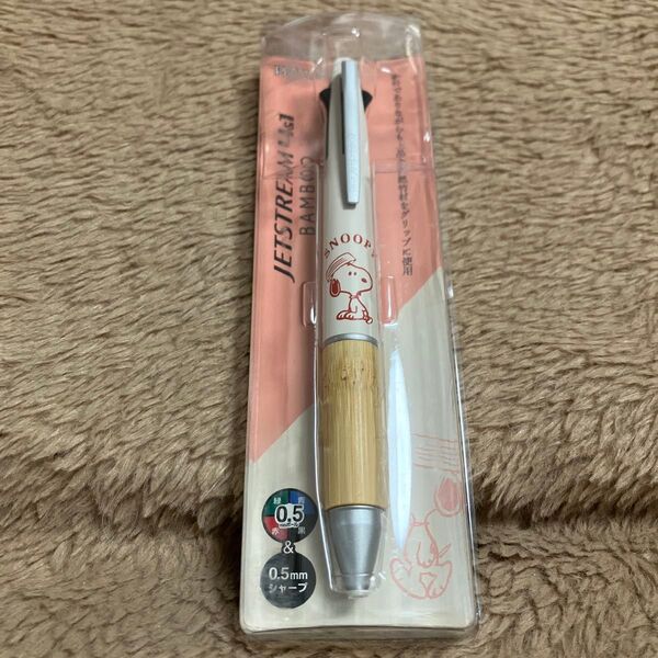 新品未使用ジェットストリーム4&1 スヌーピー バンブー柄 多機能ペン 0.5mm 305721